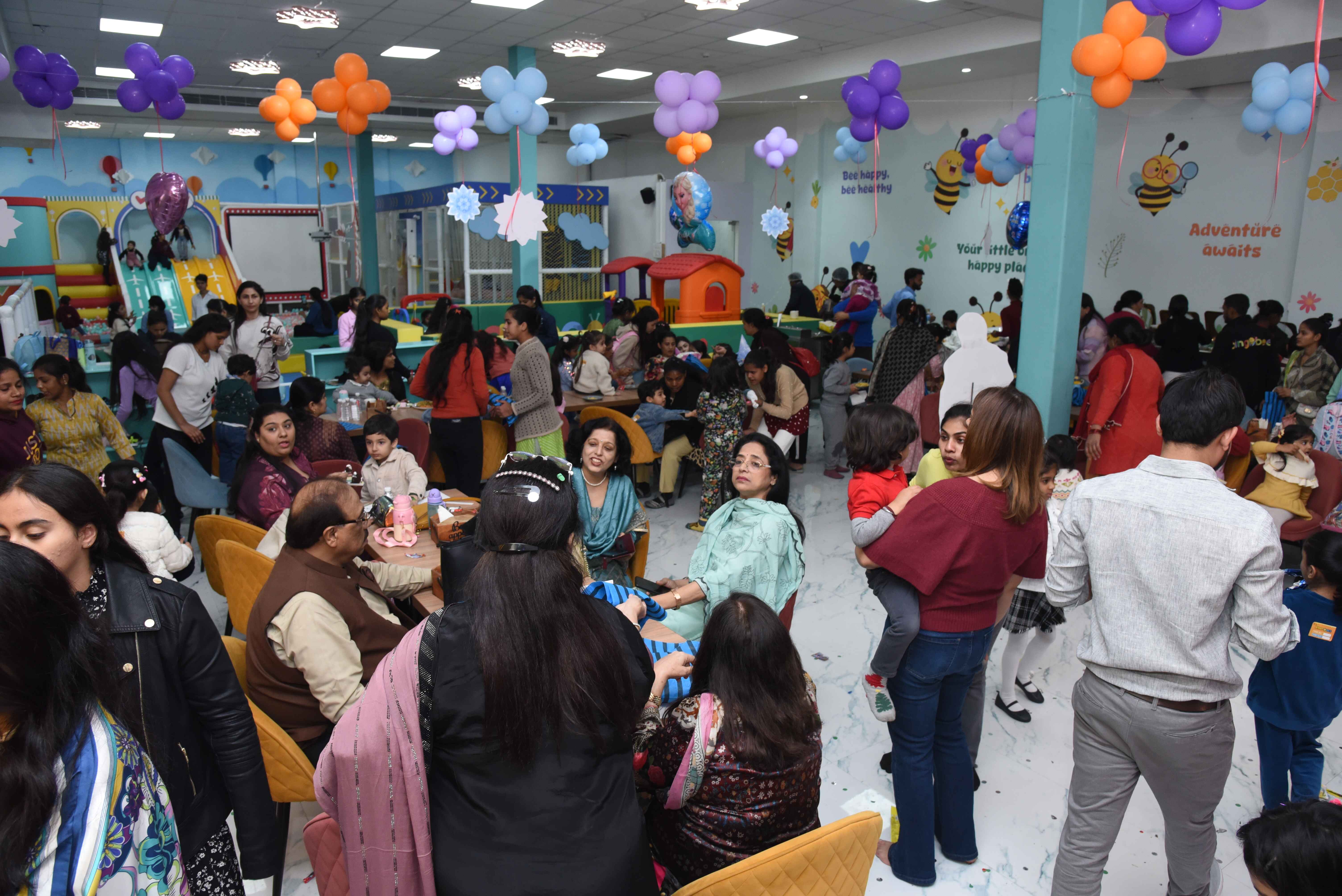 Bingo Bee Interior